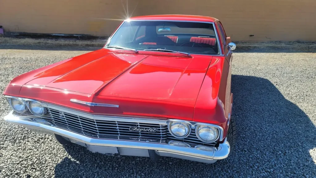1965 Chevrolet Biscayne Sedan