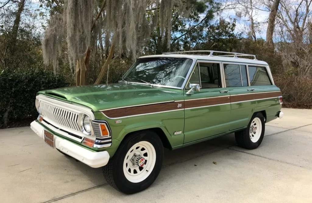 1970 Jeep Wagoneer
